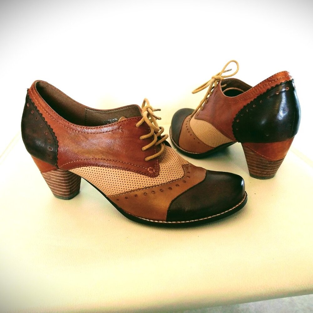 L'artiste Bardot - Brown leather Oxford pump - 39/ 8.5
